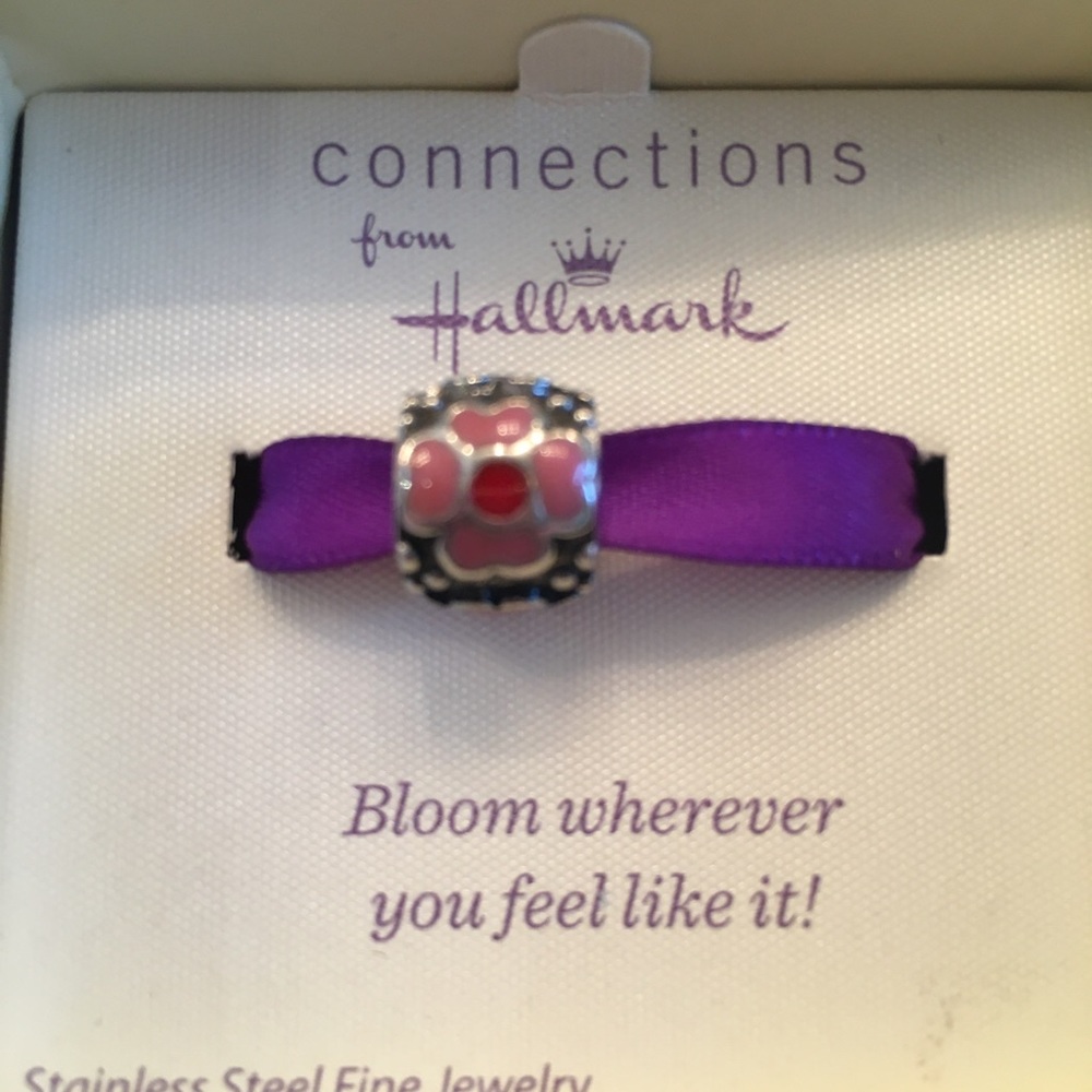 Hallmark bead